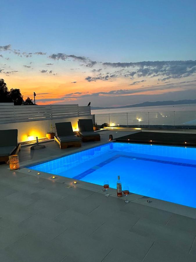 Vaso Beach Front Villa Ialysos  Extérieur photo
