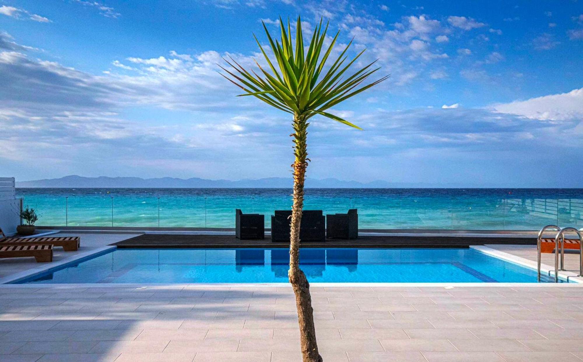 Vaso Beach Front Villa Ialysos  Extérieur photo
